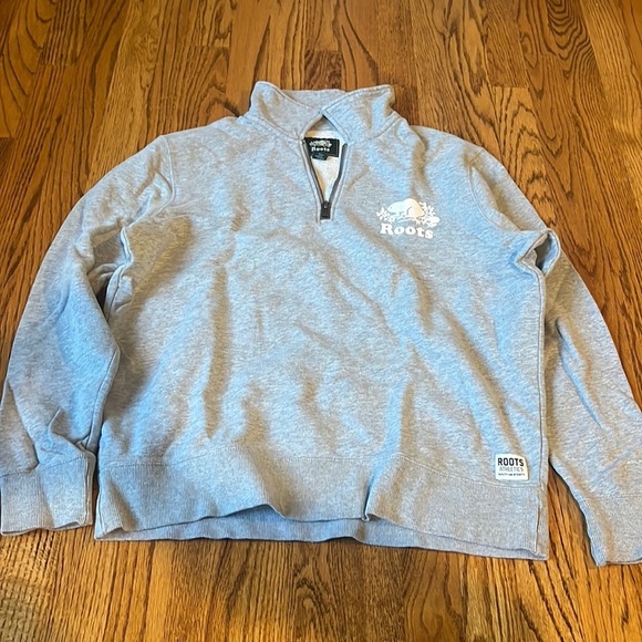 Roots Woman’s Grey Half Zip Sweatshirt Size L - Picture 1 of 6
